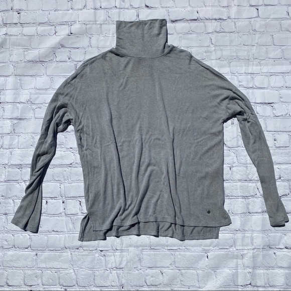 Abercrombie & Fitch Sweaters - ✨4 for $20✨ wide fitting turtle neck